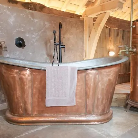 Au Charme De Rachamps - 4 Personnes *