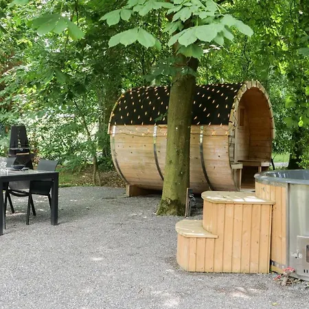 Chalet Au Charme De Rachamps - 4 Personnes *