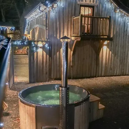 Au Charme De Rachamps - 4 Personnes Chalet *